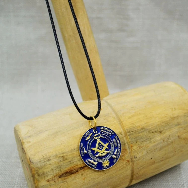 Master Mason Blue Lodge Necklace - Gold Plated Grip Tools With Leather Chain - Bricks Masons