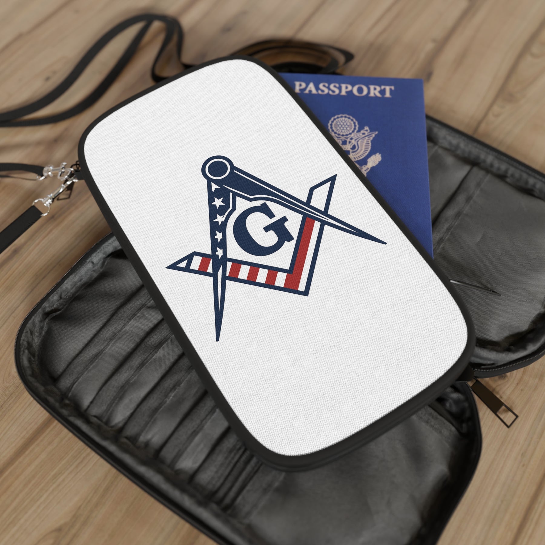 Master Mason Blue Lodge Passport Wallet - US Flag Square & Compass G - Bricks Masons