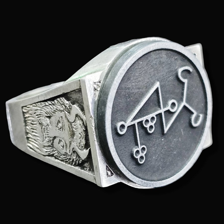 Demon Ring 21 COUNT PRESIDENT MARAX 72 Demons Lesser Key of Solomon Goetia In Silver 2.2 cm x 1.8 cm 18 Gr Art 1799 - Bricks Masons