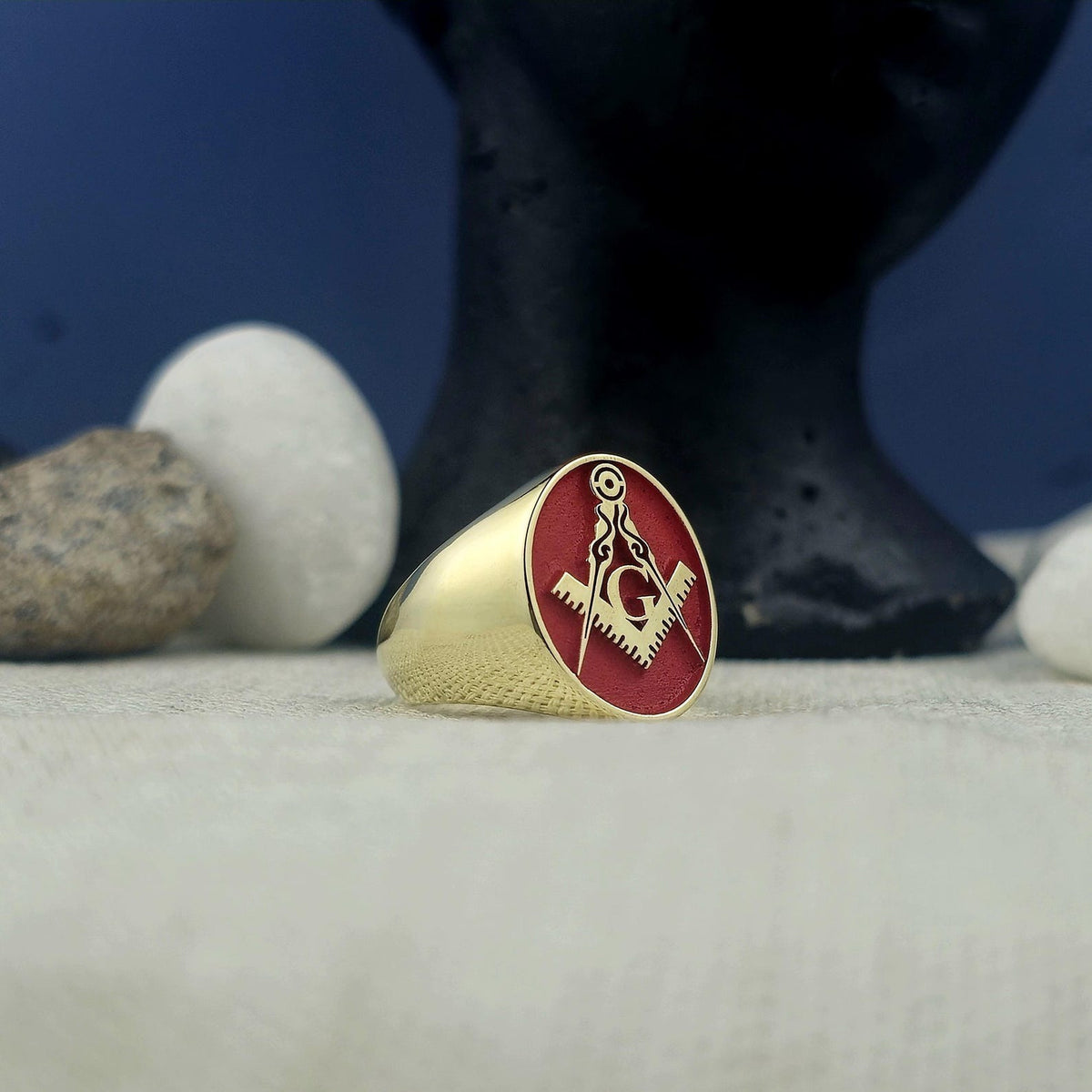 Master Mason Blue Lodge Ring - Red With Gold Square & Compass G - Bricks Masons