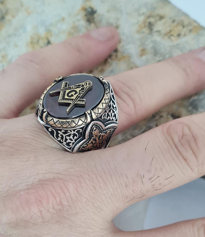 Master Mason Blue Lodge Ring - Sterling Silver Zircon - Bricks Masons