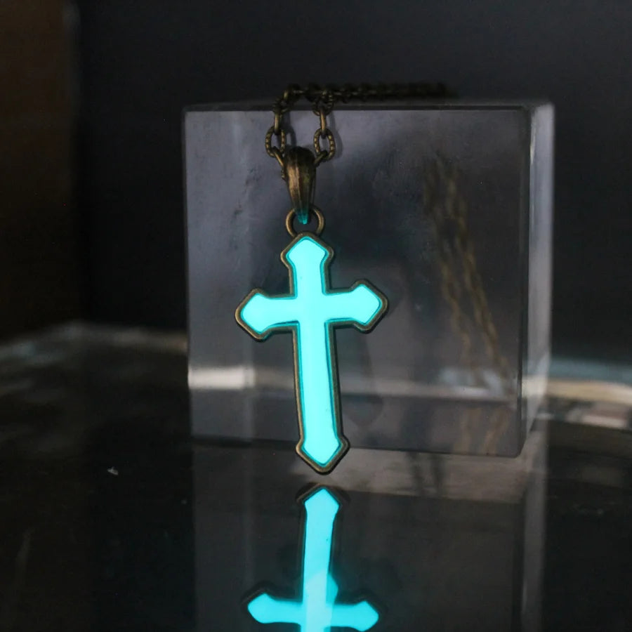 Knights Templar Necklace - Glowing Cross Zinc Alloy - Bricks Masons