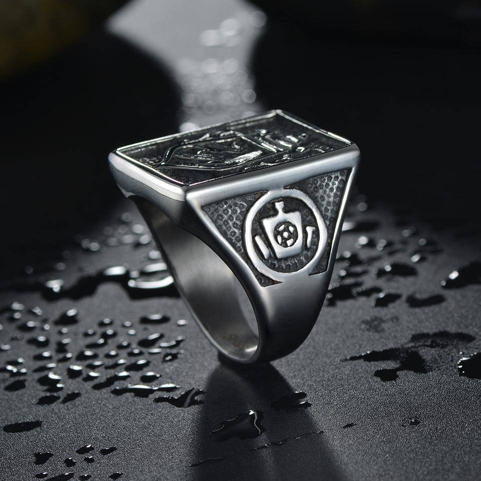 Master Mason Blue Lodge Ring - Silver Titanium Steel - Bricks Masons