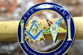 OES Lapel Pin - Gold Plated With Butterfly Buckle Square & Compass G - Bricks Masons