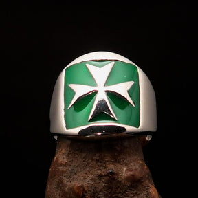 Order of Malta Ring - Silver & Green Sterling Silver Cross - Bricks Masons